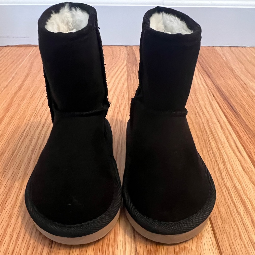 Baby girl black boots size 5
